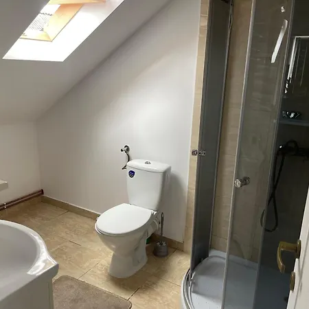 Casa Din Dâmb *